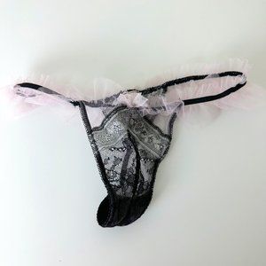 Victoria's Secret Lace Frilly V-string Panty